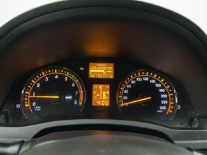 Toyota Avensis bild 15