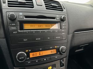 Toyota Avensis bild 19