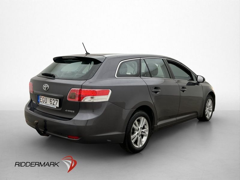 Toyota Avensis bild 8