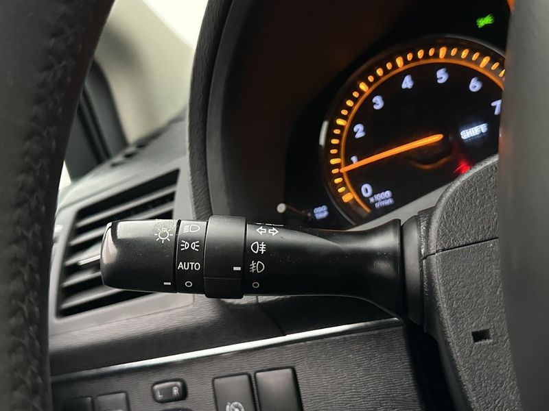 Toyota Avensis bild 13