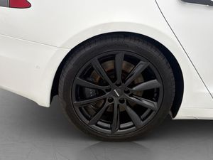 Tesla Model S bild 34