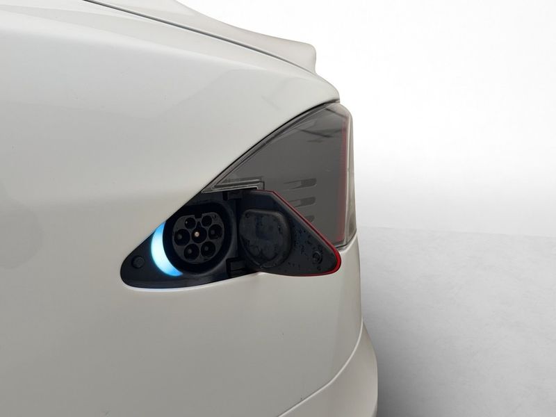 Tesla Model S bild 31