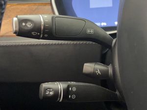 Tesla Model S bild 29