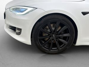 Tesla Model S bild 33