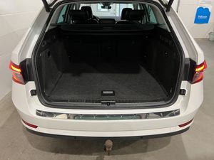 Skoda Superb bild 12
