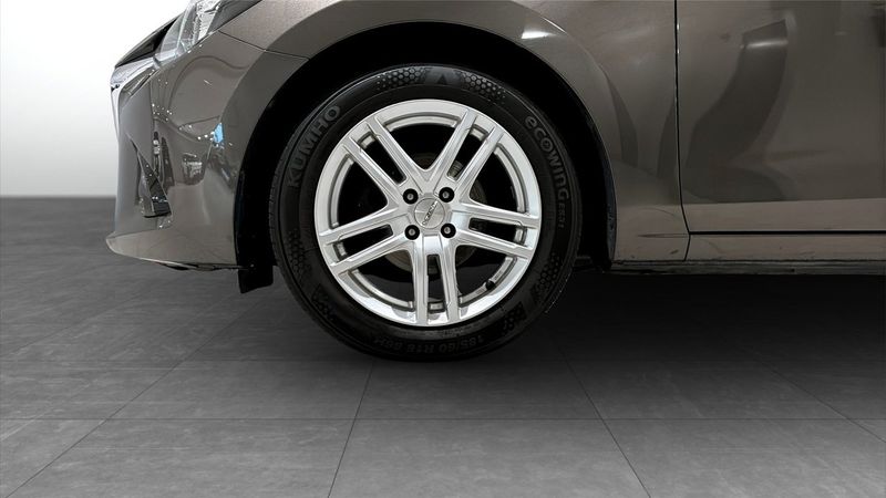Mazda 2 bild 9
