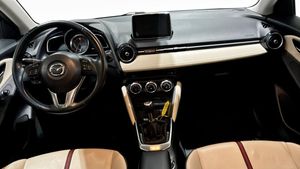 Mazda 2 bild 4