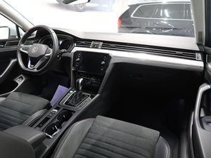 Volkswagen Passat bild 18