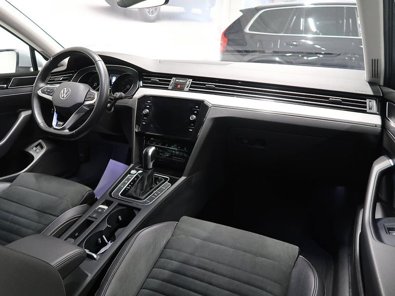 Volkswagen Passat bild 18