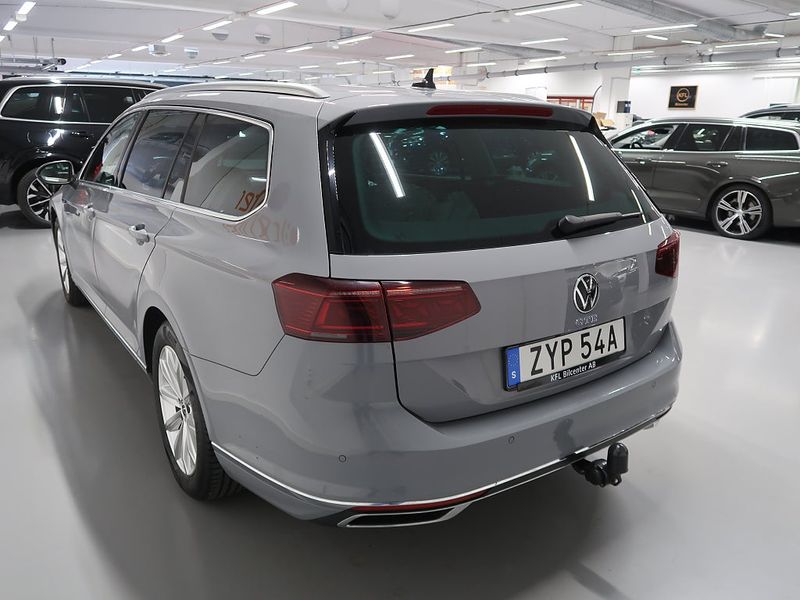 Volkswagen Passat bild 8