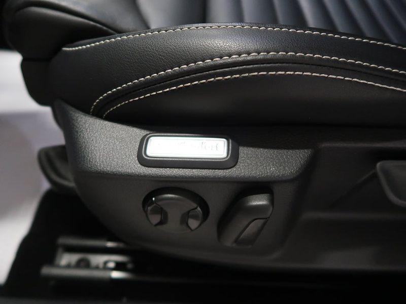 Volkswagen Passat bild 18