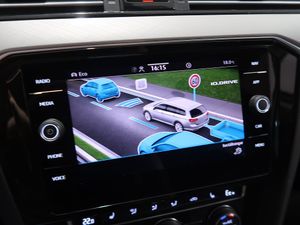 Volkswagen Passat bild 27