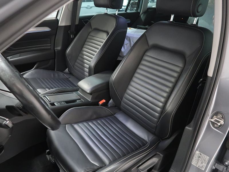 Volkswagen Passat bild 17
