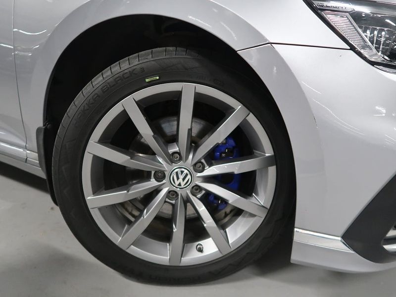 Volkswagen Passat bild 12