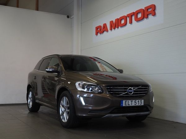 Volvo XC60 D4 AWD 190hk Classic Momentum | Drag | Pano | Kamera | - 2017