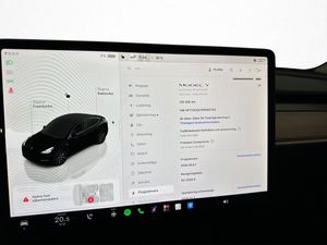 Tesla Model Y bild 22