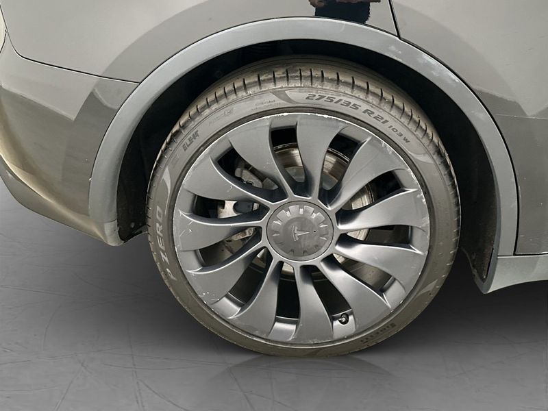 Tesla Model Y bild 33