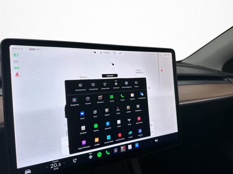 Tesla Model Y bild 25