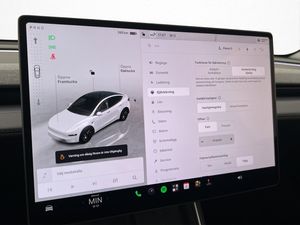 Tesla Model Y bild 25
