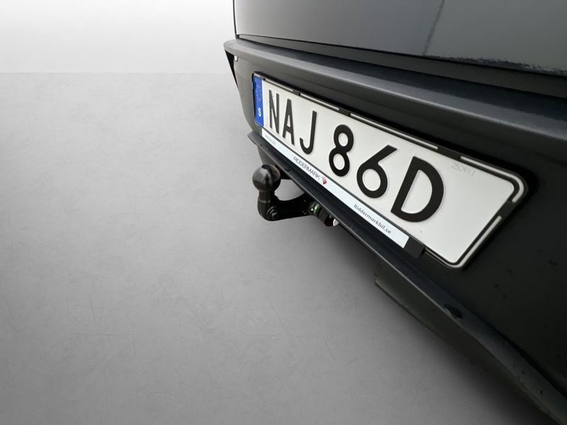 Tesla Model Y bild 10