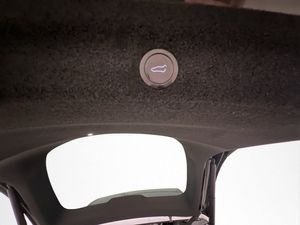 Tesla Model Y bild 12