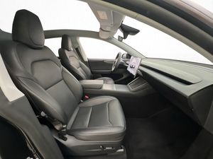 Tesla Model Y bild 29