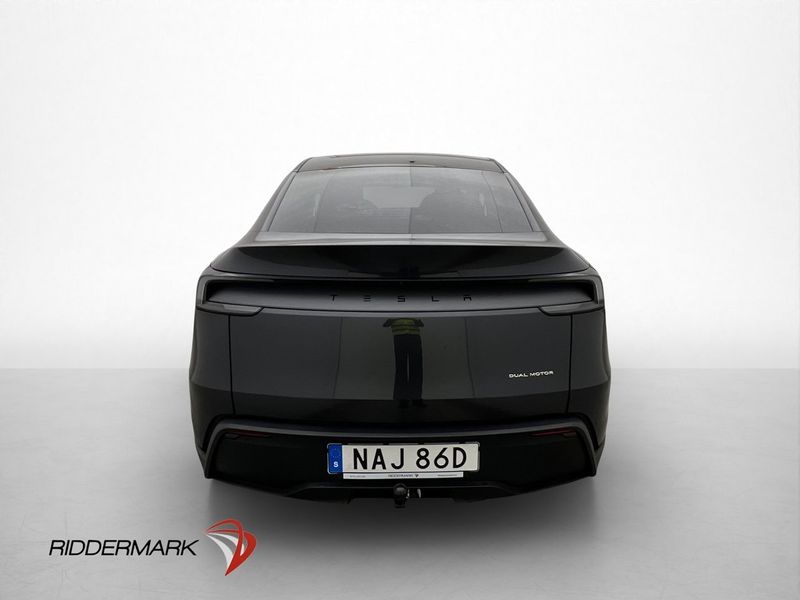 Tesla Model Y bild 8