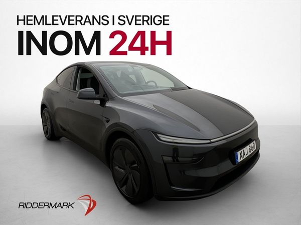 Tesla Model Y Long Range AWD Svensksåld Drag Skärm-Bak - 2025