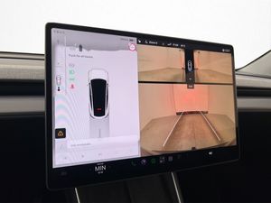 Tesla Model Y bild 20