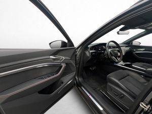 Audi Q8 bild 13