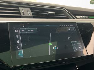 Audi Q8 bild 25