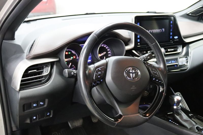 Toyota C-HR bild 8
