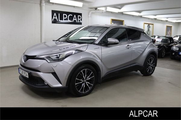 Toyota C-HR HYBRID CVT EXECUTIVE V-HJUL JBL FULLSERVAD - 2017