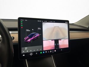Tesla Model 3 bild 34