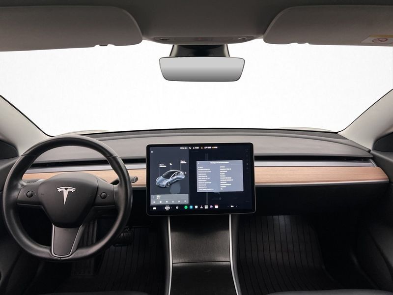 Tesla Model 3 bild 13
