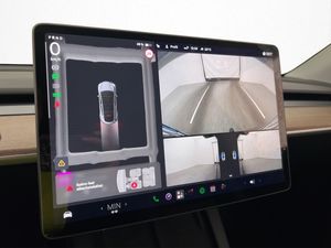Tesla Model Y bild 21