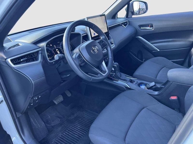 Toyota Corolla Cross bild 9