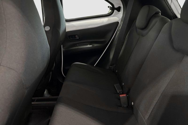 Toyota Aygo X bild 9