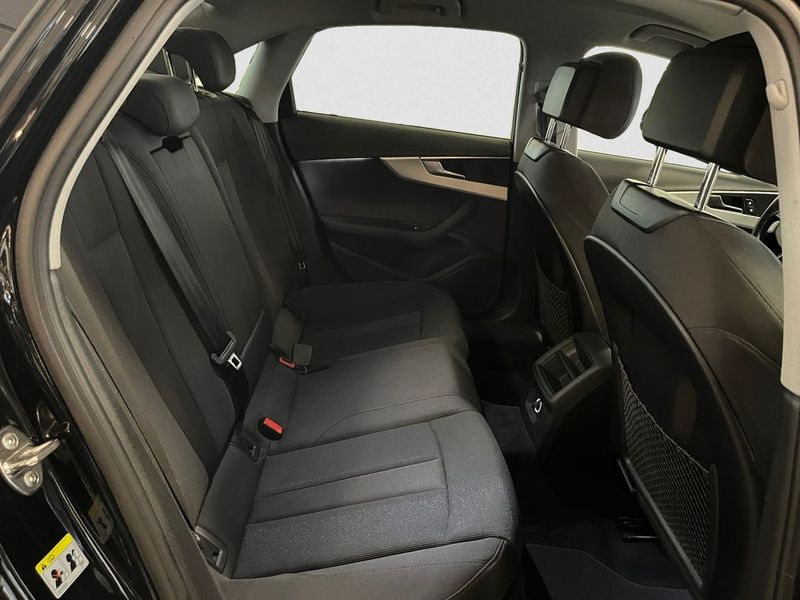 Audi A4 bild 13