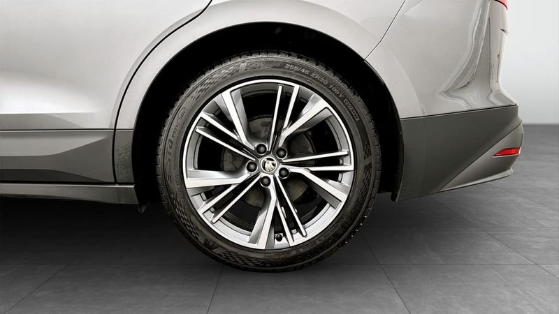 Skoda Enyaq bild 6