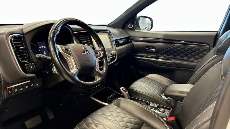 Mitsubishi Outlander bild 7