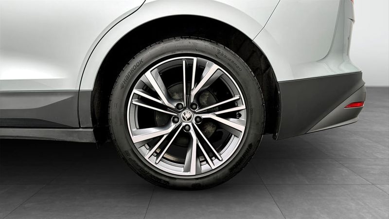 Skoda Enyaq bild 6