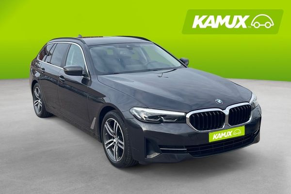 BMW 520 d xDrive Touring Läder HiFi Värm Kamera Drag 190hk - 2021