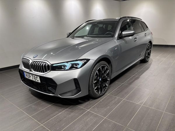BMW 330 e xDrive Touring M Sport Active Edt. Drag PA Fartpilot Hi - 2025