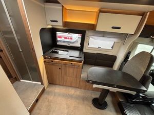 Challenger 337 bild 6