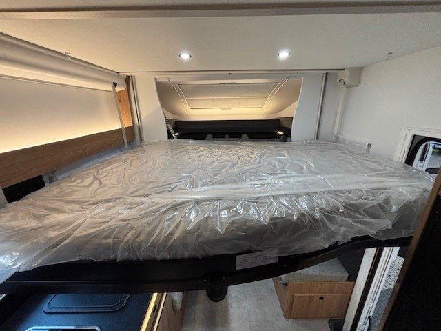 Challenger 337 bild 13