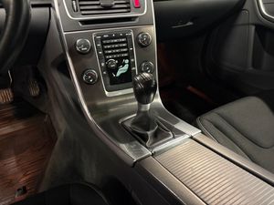 Volvo V60 bild 8
