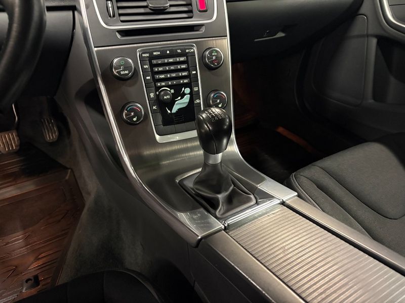 Volvo V60 bild 8