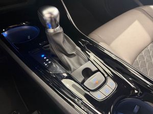 Toyota C-HR bild 18
