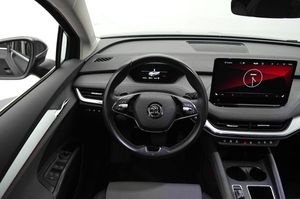 Skoda Enyaq bild 9